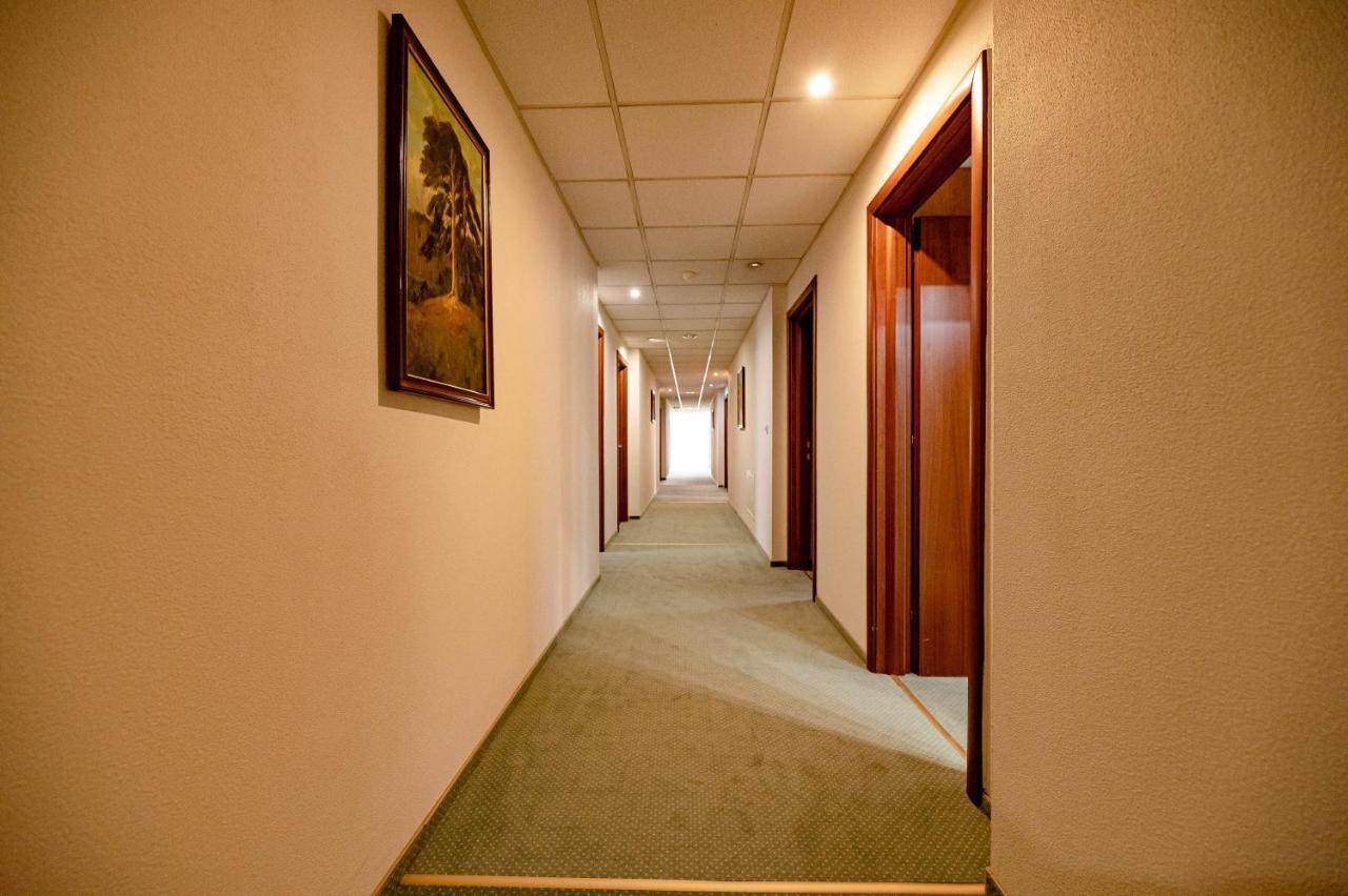Hotel Rivulus Baia Mare Eksteriør bilde