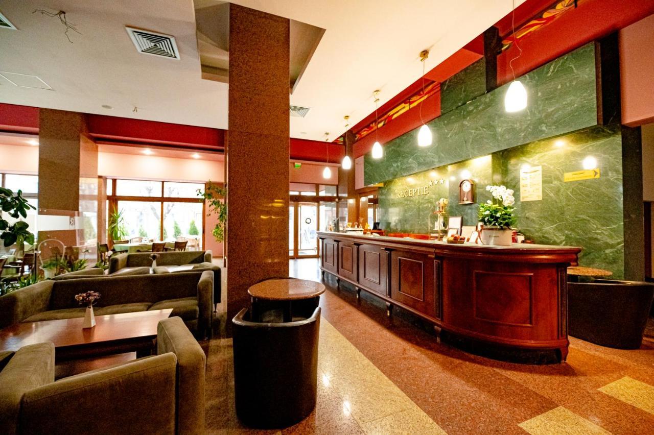 Hotel Rivulus Baia Mare Eksteriør bilde