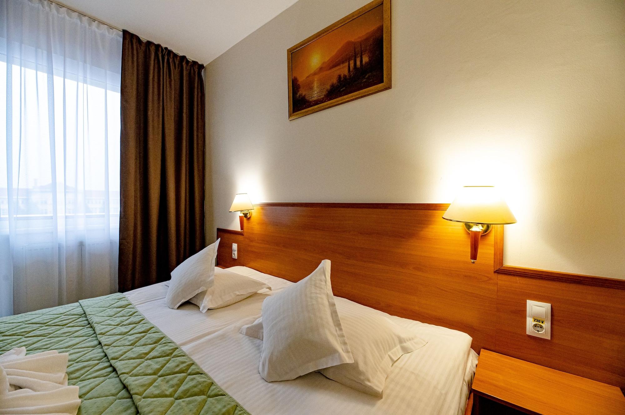 Hotel Rivulus Baia Mare Eksteriør bilde