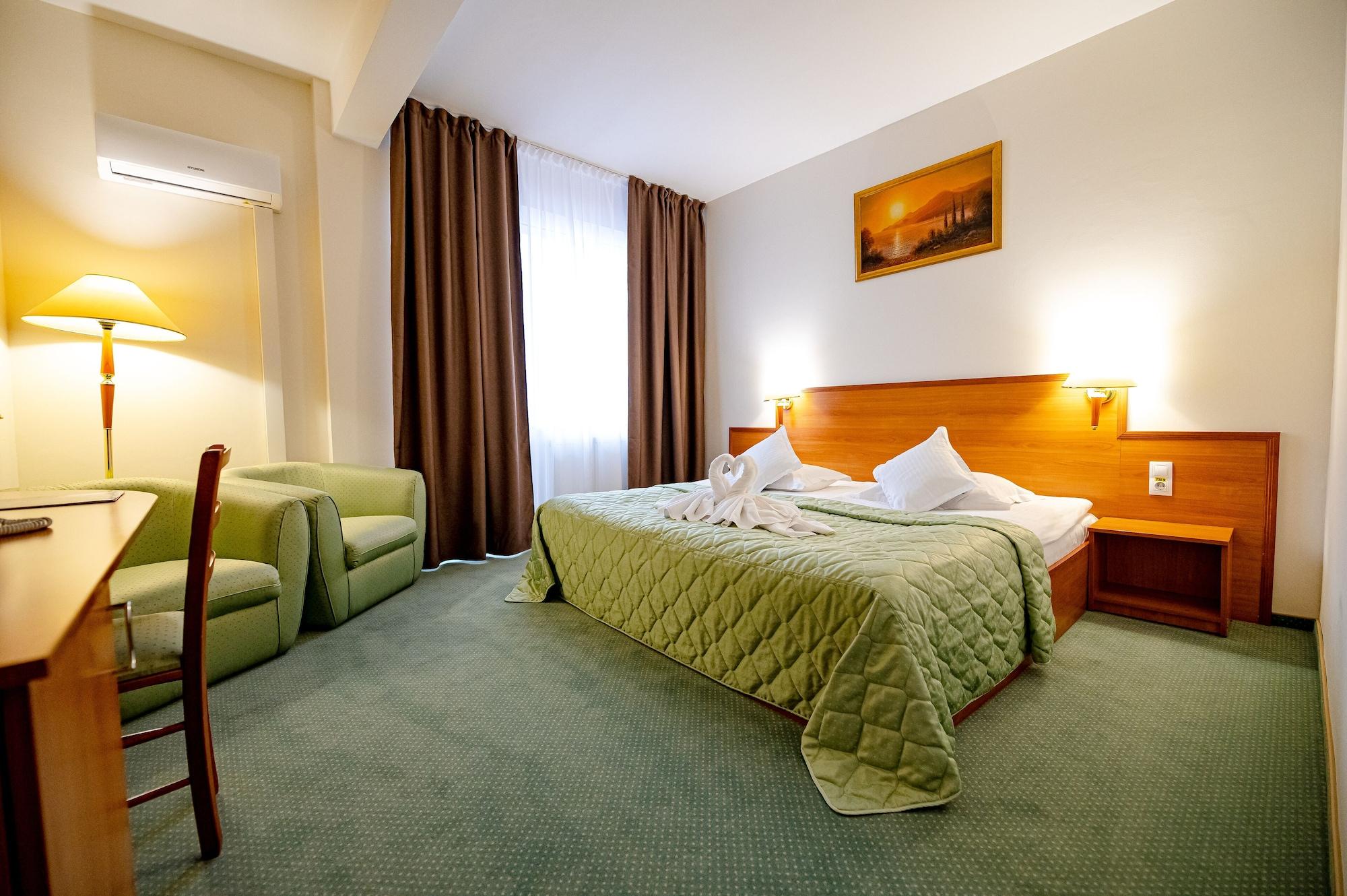 Hotel Rivulus Baia Mare Eksteriør bilde