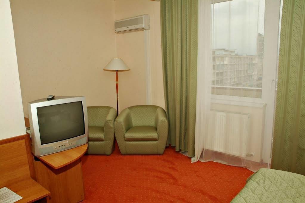 Hotel Rivulus Baia Mare Eksteriør bilde